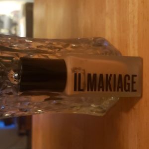 Il Makiage foundation